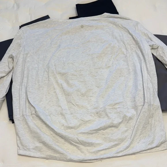 Lot CRZ Yoga 2 Gray 1 Black Leggings with Light Gray boat neck prima cotton top - Picture 3 of 6